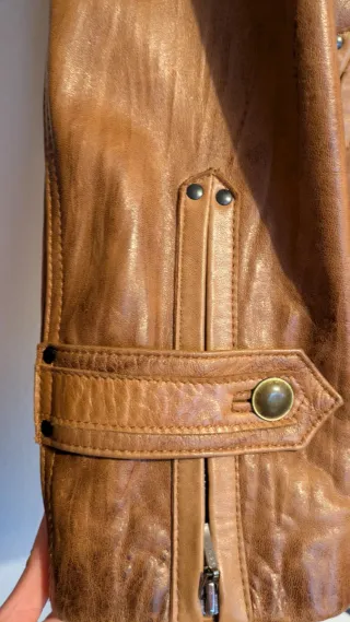 Abrigo marrón de piel Antonio Cabezón