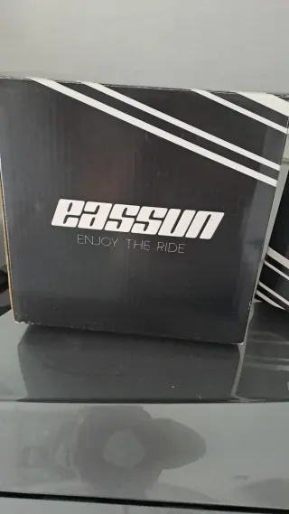 Casco de nieve infantil eassun medida 57-59 NUEVO