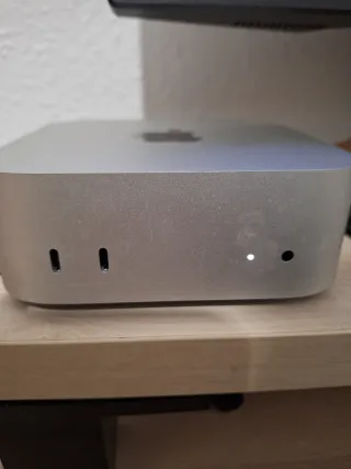 Mac mini M4