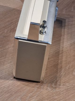 Radio Sony TFM-116A FM/AM/Marine Colección