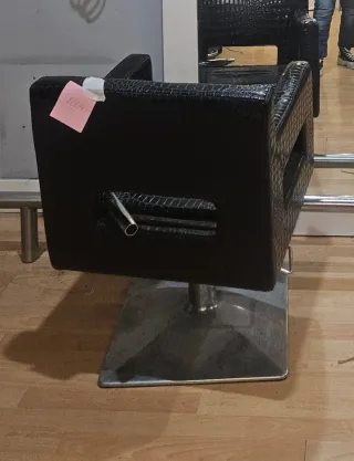 Sillón de peluquería hidráulico negro