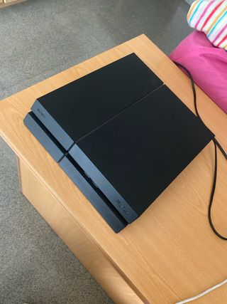 Consola Sony PS4 Negra