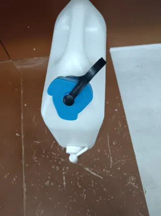 Garrafa 5L con grifo