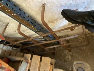 Reja antigua de metal