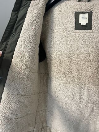 Abrigo verde militar borrego