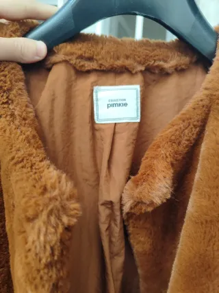 Abrigo marrón Pimkie