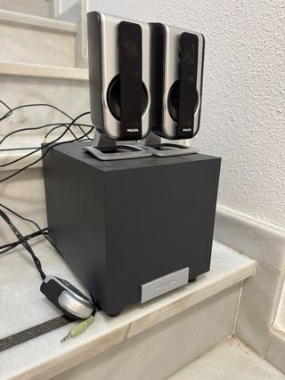 Altavoces Philips 2.1