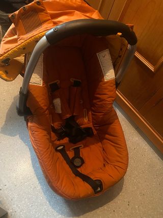 Silla de coche para bebé naranja