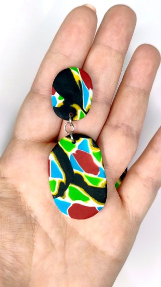 Pendientes ovalados multicolor