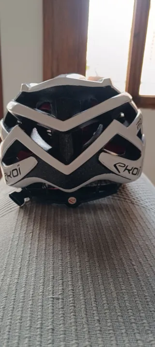 Casco Bicicleta EKOI Corsa Light Bianco. Taglia M.