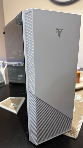 Caja PC Tempest Blanca