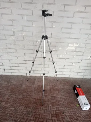 Trípode extensible nuevo