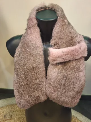 Collo di pelliccia marrone e rosa