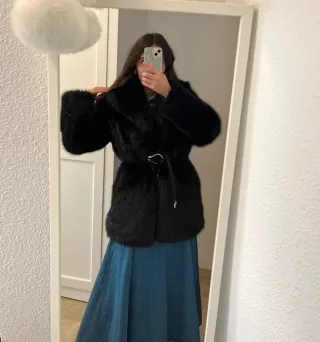 Abrigo pelo con cinturón Zara