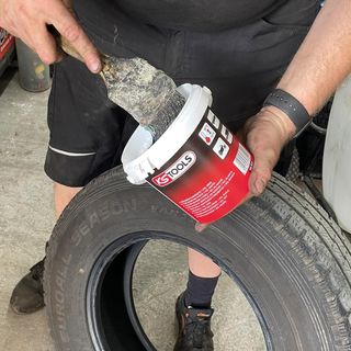 KS Tools - 100.4025 - balde de grasa para neumátic