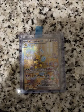 Carta Pokémon material en perfecto estado