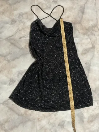 Lote 6 prendas: Vestidos y bolsos