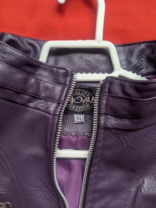 Chaqueta Morada Mujer