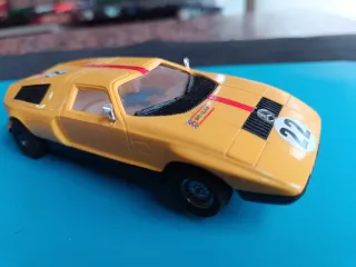 Scalextric Mercedes C-111 Amarillo