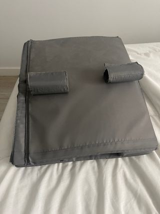 Colgador de tela para armario