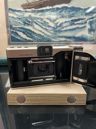 Leica Minilux Summarit 40mm f/2.4