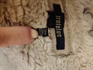 Cazadora torera cuero beige