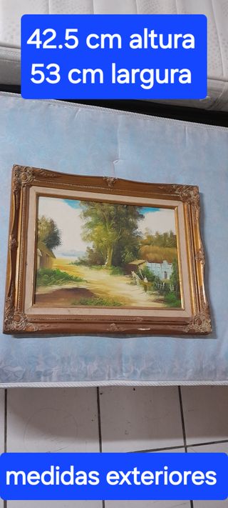 Quadro decorativo dourado e multicolorido