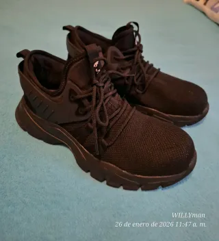 Zapatos de trabajo negros