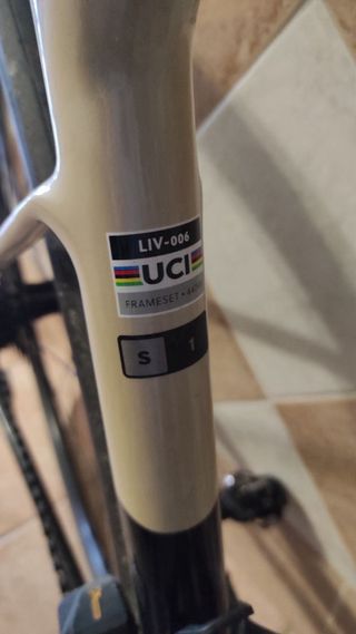 Bicicleta de carretera Liv GYAN