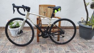 Bicicleta de carretera Liv GYAN