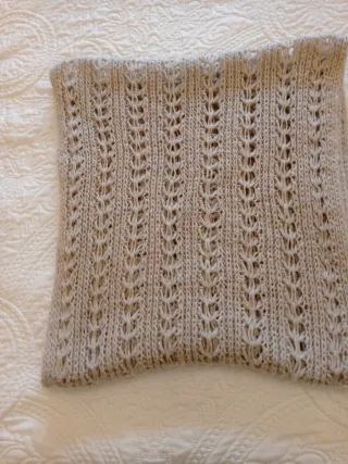 Bufanda beige tejida