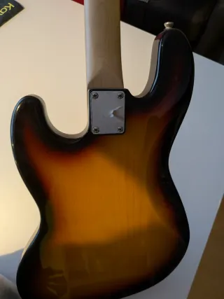 Bajo Eléctrico Harley Benton Sunburst