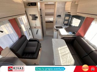 Autocaravana perfilada Rapido 696F