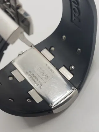 Reloj Tous Negro y Plateado