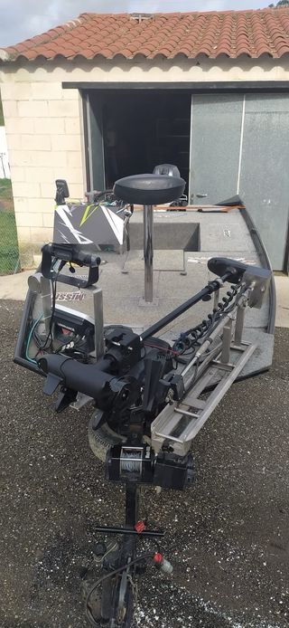 Embarcación de pesca Black Bass