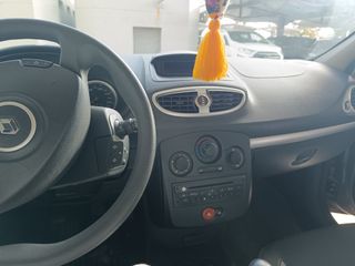 Renault Clio 2011