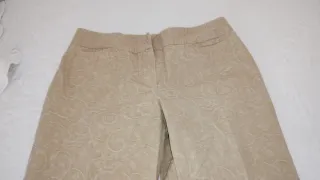Pantalón beige flores bordadas t.38