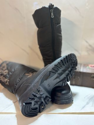 Stivali da neve al ginocchio con ricami