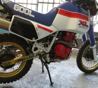 CABALLETE CENTRAL HONDA XL 600 LM PD03