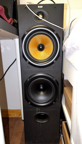 Sistema Sonido B&W + Subwoofer