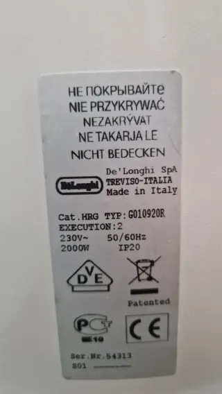 Estufa de aceite De'Longui  blanca y gris