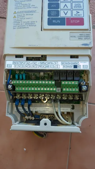 Variador de Frecuencia Yaskawa Varispeed F7