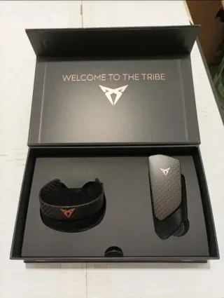 Pulsera Cupra Member Box.