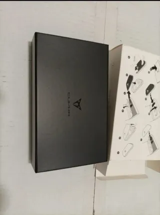 Pulsera Cupra Member Box.