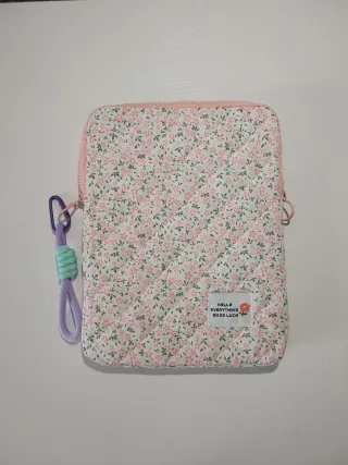 Funda acolchada para tablet 11 floral