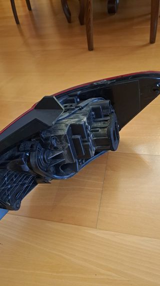 Piloto Trasero Izq SEAT Ibiza LED HELLA