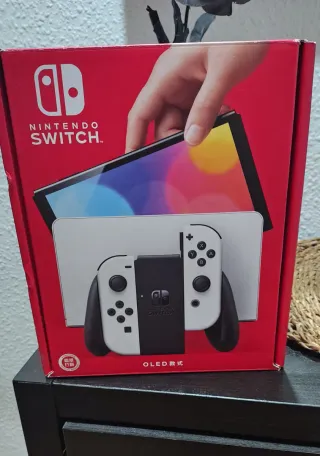 Nintendo Switch OLED Bianca