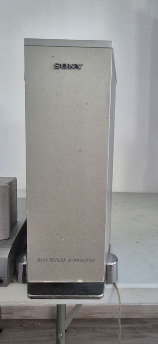 DVD Sony S500 con altavoces