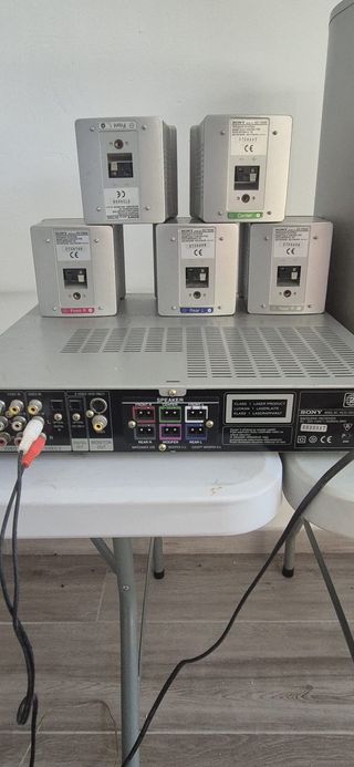 DVD Sony S500 con altavoces