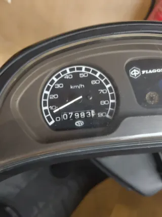 Piaggio Zip 50 Scooter